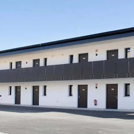 Szálloda Rhe By Wmm Rheinau
