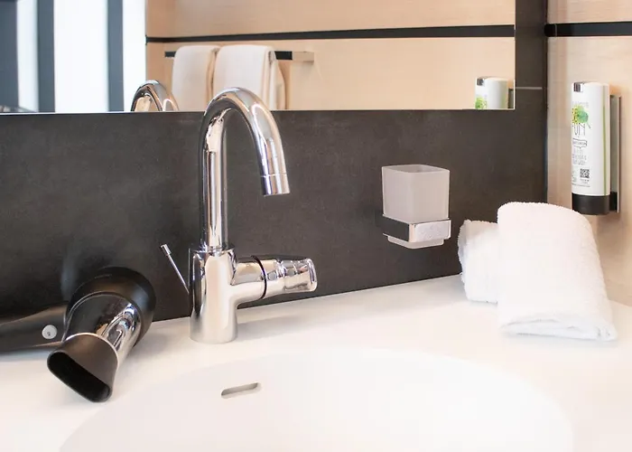 Rhe By Wmm ライナウ